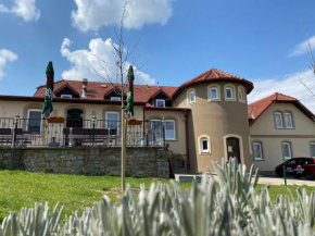 Hotels in Nový Šaldorf-Sedlešovice